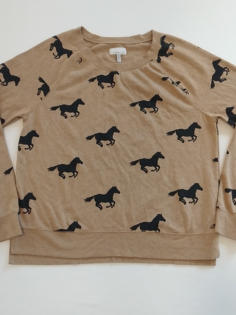 O'Neill Women's Tan Crewneck Sweatshirt, Black Equestrian Mustang Horse Print XL